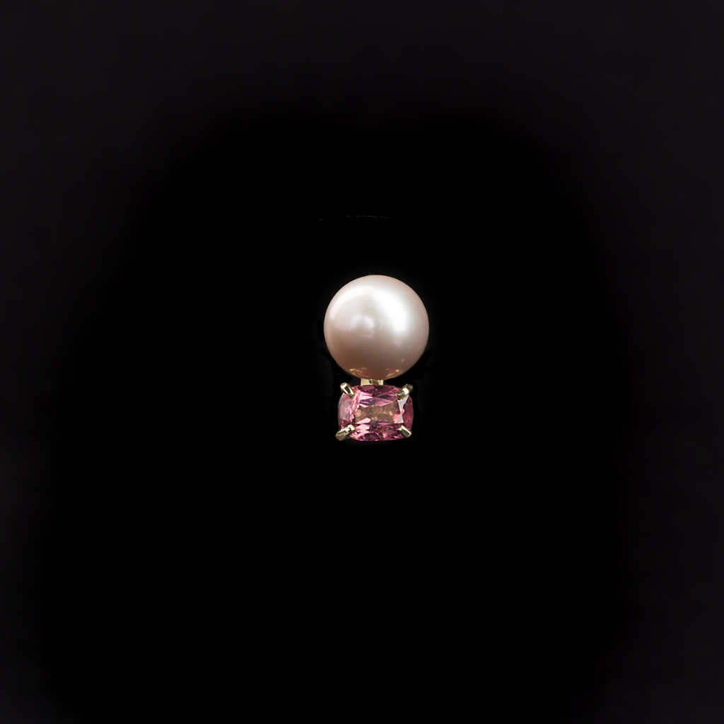 Handmade &ldquo;Pink toi-et-moi&rdquo; brooch with tourmaline and Edison Pearl